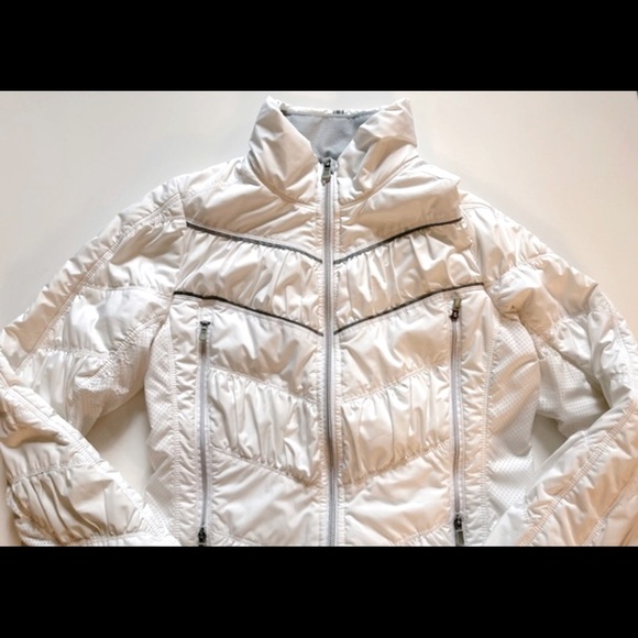 Rare Lululemon White Outward Bound Jacket Sz 4 - Picture 2 of 13